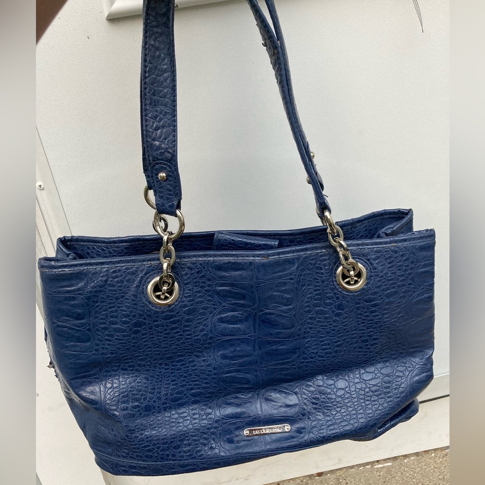 Liz Calirone purse